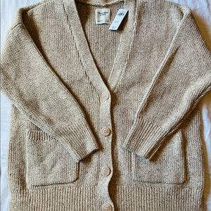 NWT Abercrombie cardigan